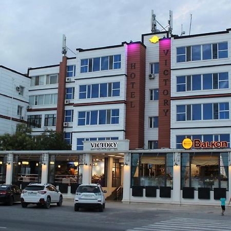Victoria Hotel アクタウ エクステリア 写真