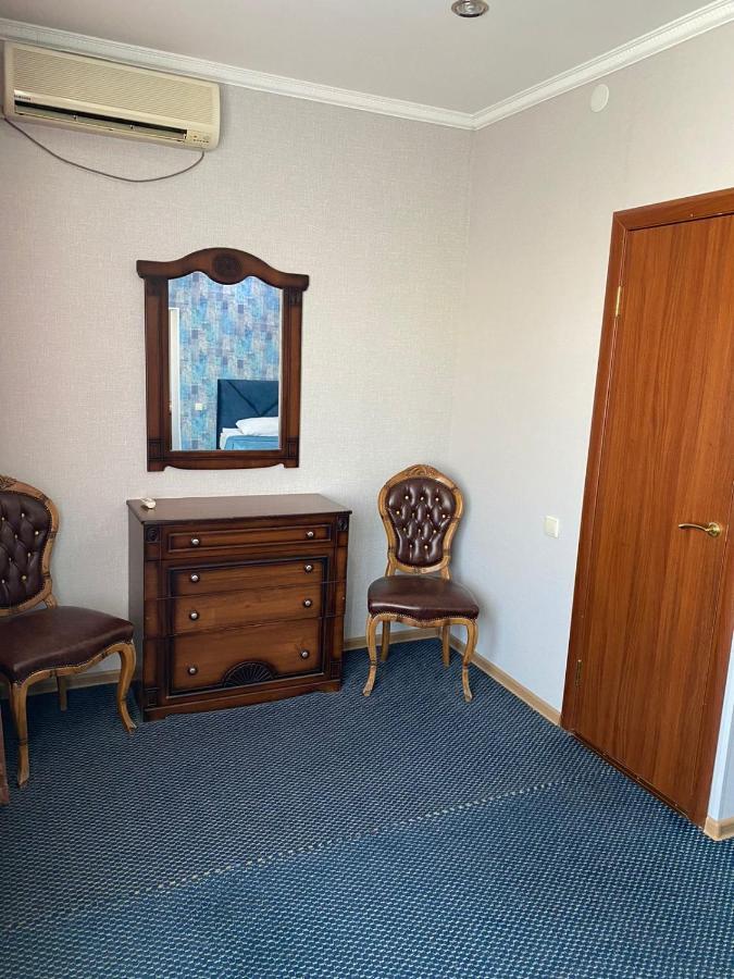 Victoria Hotel アクタウ エクステリア 写真