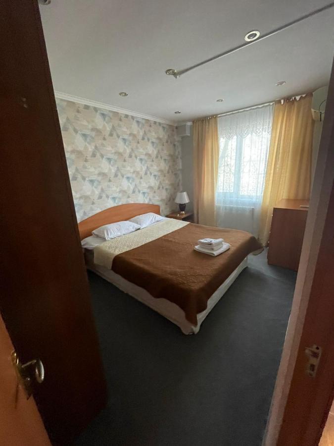 Victoria Hotel アクタウ エクステリア 写真