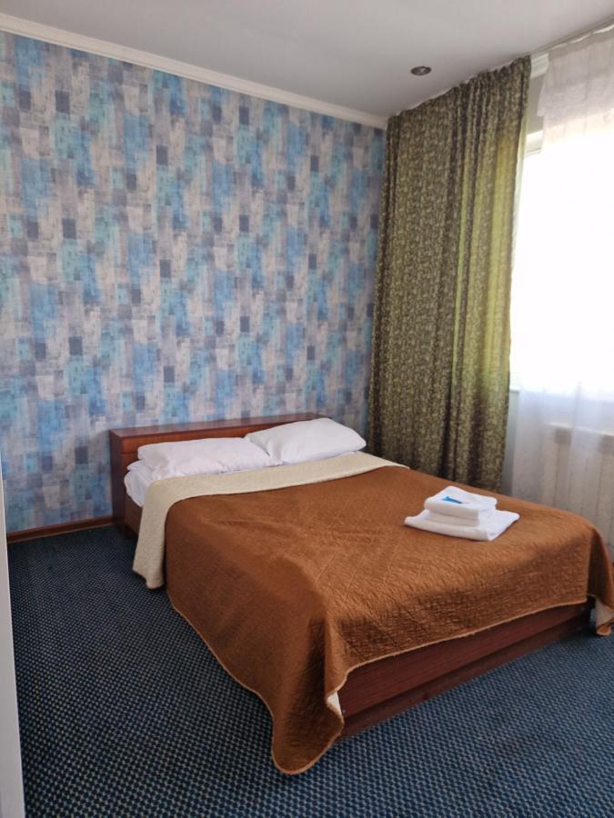 Victoria Hotel アクタウ エクステリア 写真